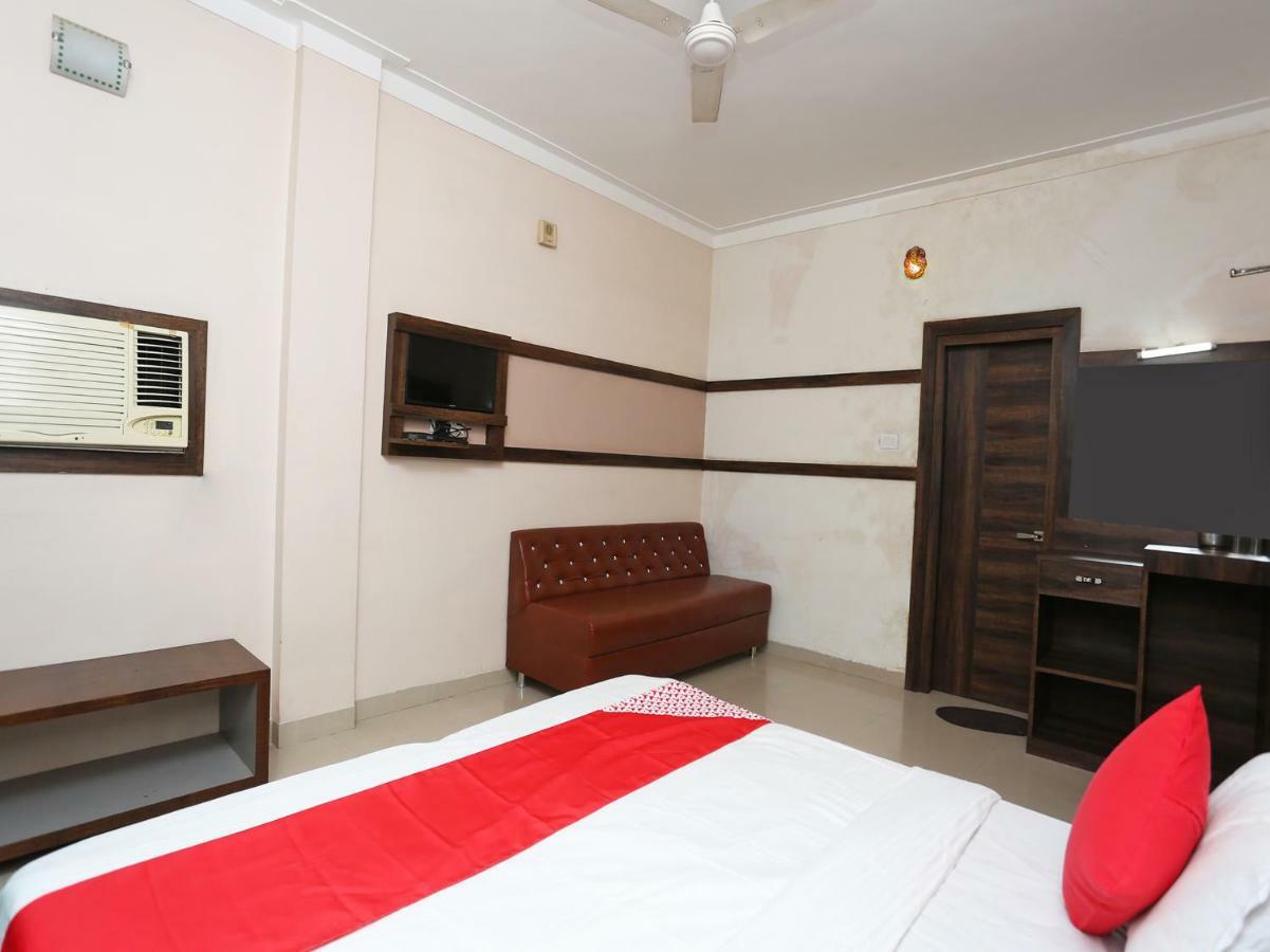 Oyo 29724 Hotel Kokila Resort Jabalpur Bagian luar foto